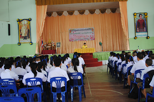 กิจกรรมปฐมนิเทศนักเรียนชั้นมัธยมศึกษาปีที่ 1 และ 4