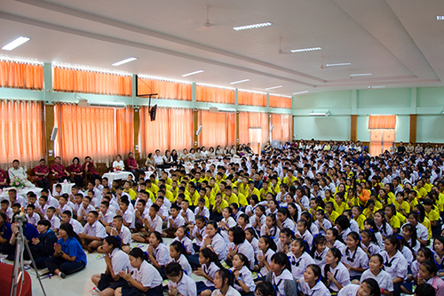 โครงการน้อมนำธรรมะสู่ชีวิต