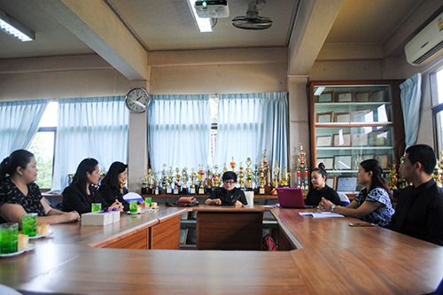 โรงเรียนเฉลิมพระเกียรติฯศึกษาดูงานงานสารบรรณ