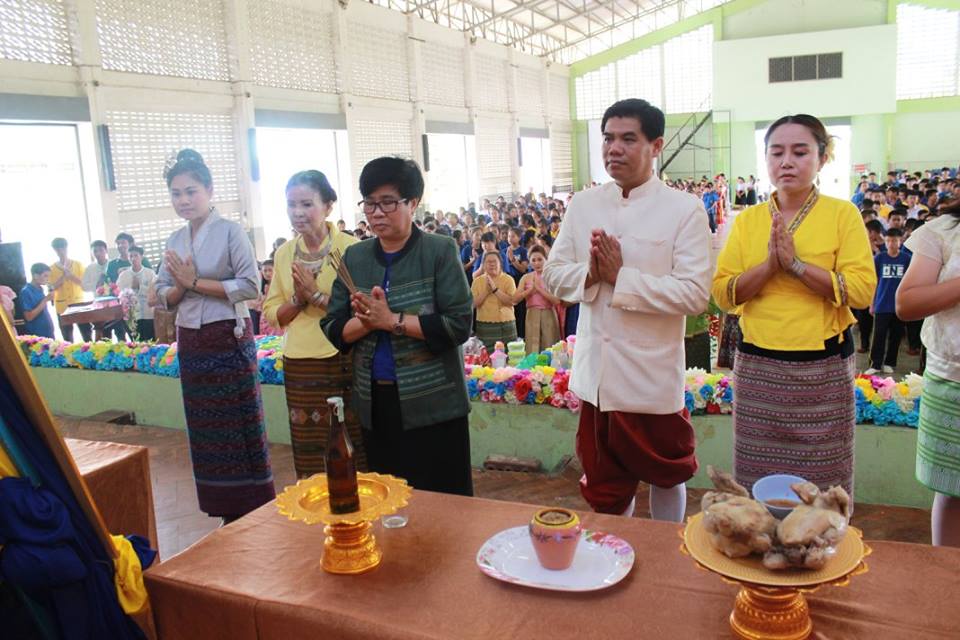 ประณตน้อมสุนทรภู่ รอบรู้ยาเสพติด