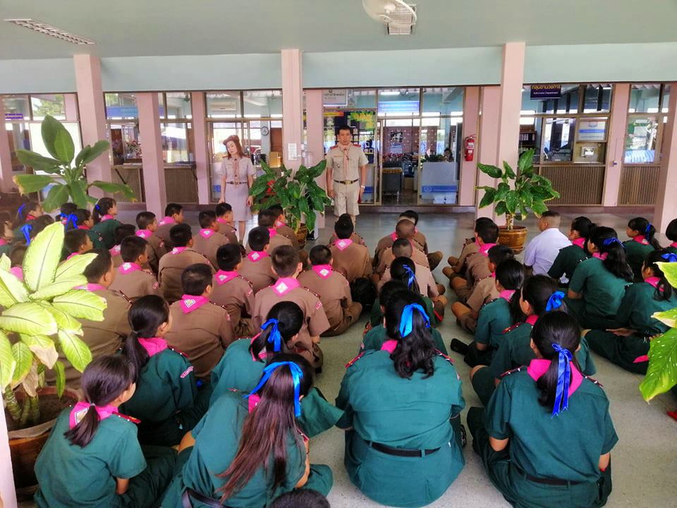 นักเรียนโรงเรียนดงเจนวิทยาคมลงนาม ถวายพระพร