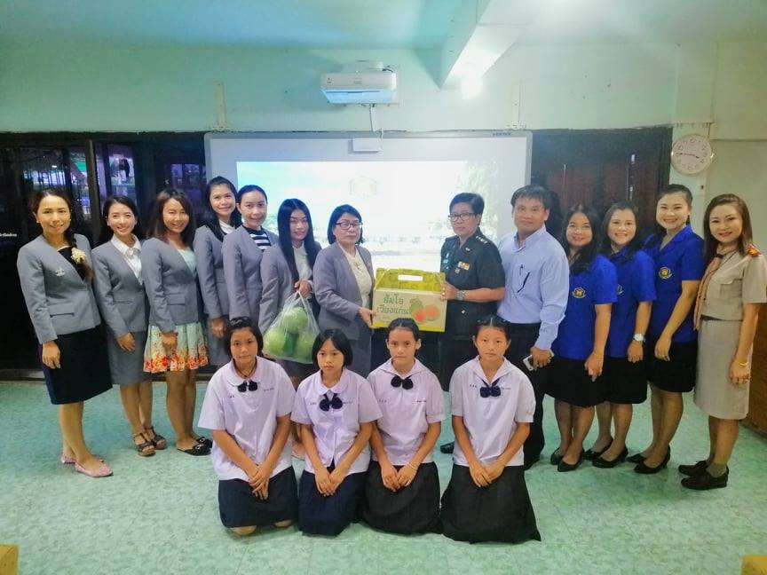 โรงเรียนปางหัดสหศาสตร์ศึกษาดูงานตามโครงการ"พัฒนาห้องสมุด"