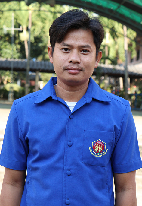 นายทักศิลษ์  สิมพล